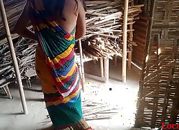 Desi Indian village bhabi fuck in outdoor with boyfriend &lpar;official video by Localsex31&rpar;